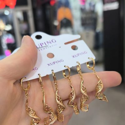 گوشواره مدل ورساچ